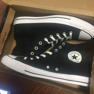 Converse men’s size 12